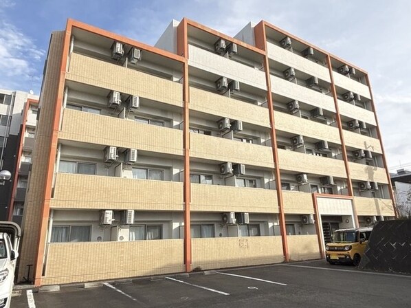 コージーコートひだまり館の物件外観写真